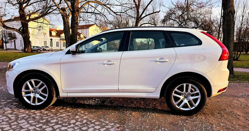 Volvo XC 60 cena 84900 przebieg: 129939, rok produkcji 2016 z Łochów małe 781